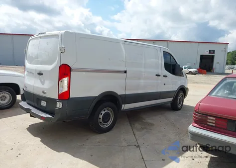 2015 Ford Transit-250 z USA, uszkodzony, nr VIN 1FTNR1YG7FKA63046